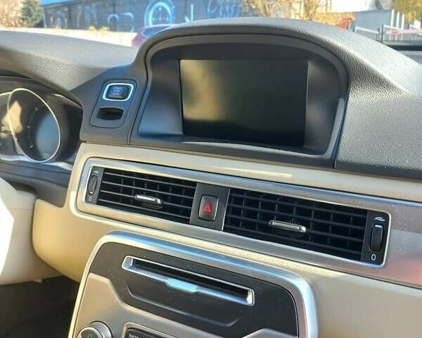 Синій Вольво ХС70, об'ємом двигуна 2 л та пробігом 180 тис. км за 13900 $, фото 17 на Automoto.ua