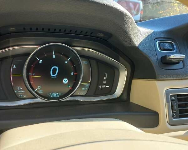 Синій Вольво ХС70, об'ємом двигуна 2 л та пробігом 180 тис. км за 13900 $, фото 25 на Automoto.ua