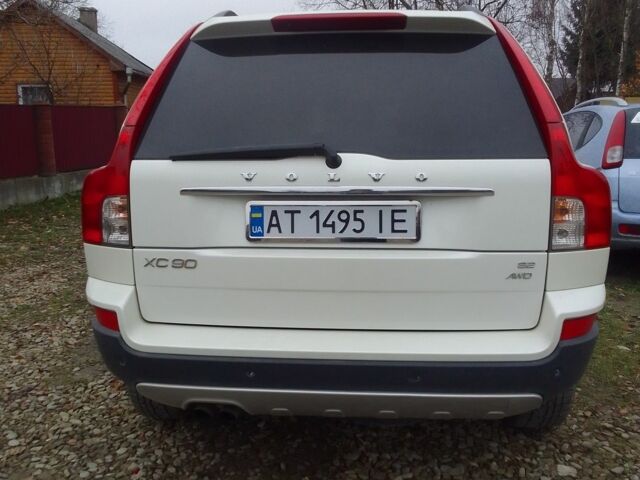 Белый Вольво ХС90, объемом двигателя 3.2 л и пробегом 267 тыс. км за 14493 $, фото 4 на Automoto.ua