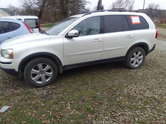 Белый Вольво ХС90, объемом двигателя 3.2 л и пробегом 267 тыс. км за 14493 $, фото 1 на Automoto.ua