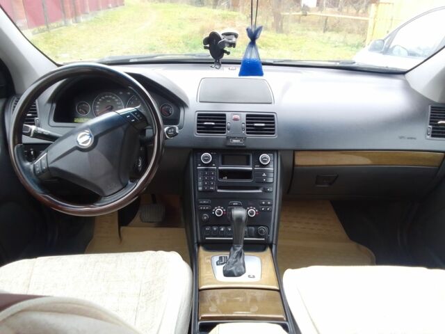 Белый Вольво ХС90, объемом двигателя 3.2 л и пробегом 267 тыс. км за 14493 $, фото 7 на Automoto.ua