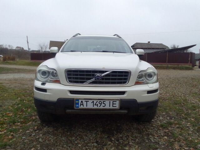 Белый Вольво ХС90, объемом двигателя 3.2 л и пробегом 267 тыс. км за 14493 $, фото 2 на Automoto.ua