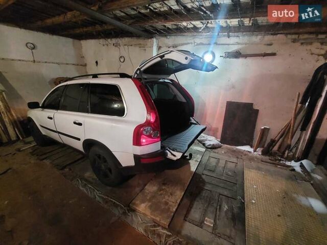 Белый Вольво ХС90, объемом двигателя 2.9 л и пробегом 389 тыс. км за 8300 $, фото 3 на Automoto.ua
