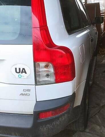 Білий Вольво ХС90, об'ємом двигуна 2.4 л та пробігом 350 тис. км за 9000 $, фото 12 на Automoto.ua