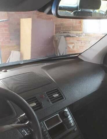 Білий Вольво ХС90, об'ємом двигуна 2.4 л та пробігом 350 тис. км за 9000 $, фото 1 на Automoto.ua