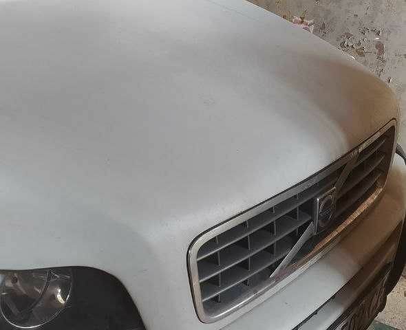 Білий Вольво ХС90, об'ємом двигуна 2.4 л та пробігом 350 тис. км за 9000 $, фото 17 на Automoto.ua