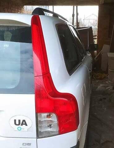 Білий Вольво ХС90, об'ємом двигуна 2.4 л та пробігом 350 тис. км за 9000 $, фото 11 на Automoto.ua