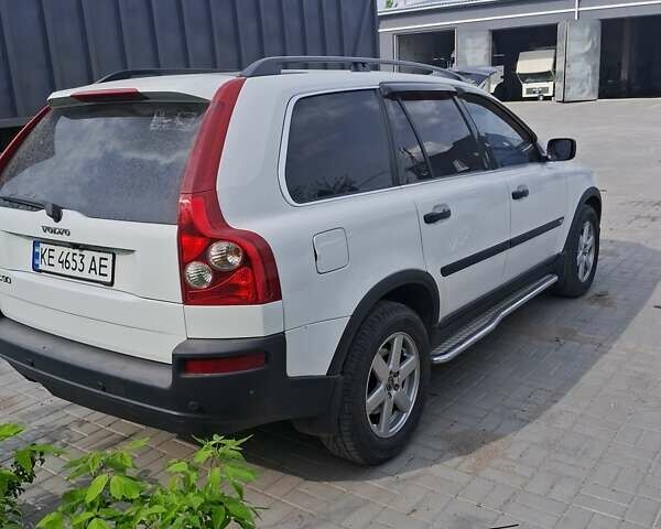 Белый Вольво ХС90, объемом двигателя 2.5 л и пробегом 180 тыс. км за 8800 $, фото 2 на Automoto.ua