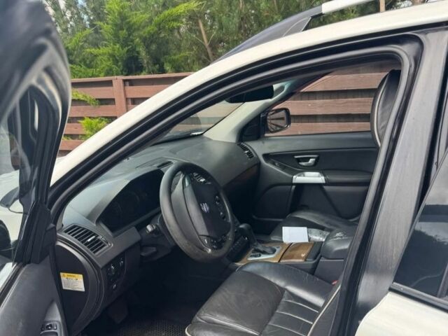 Вольво ХС90 2006 в Киеве на Automoto.ua Белый Вольво ХС90, объемом двигателя 3 л и пробегом 300 тыс. км за 6899 $, фото 7 на Automoto.ua