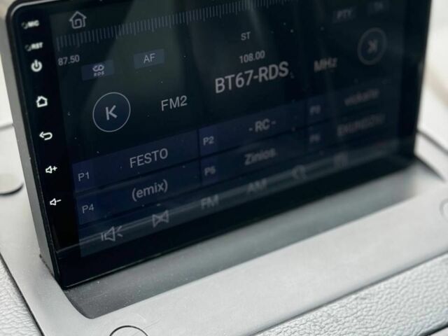 Белый Вольво ХС90, объемом двигателя 2.4 л и пробегом 368 тыс. км за 6500 $, фото 11 на Automoto.ua