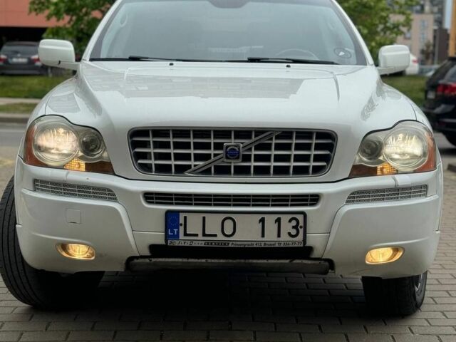 Белый Вольво ХС90, объемом двигателя 2.4 л и пробегом 368 тыс. км за 6500 $, фото 2 на Automoto.ua