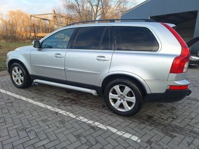 Белый Вольво ХС90, объемом двигателя 0 л и пробегом 351 тыс. км за 4000 $, фото 3 на Automoto.ua