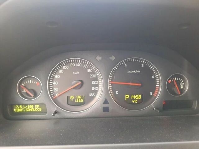 Белый Вольво ХС90, объемом двигателя 0 л и пробегом 351 тыс. км за 4000 $, фото 8 на Automoto.ua