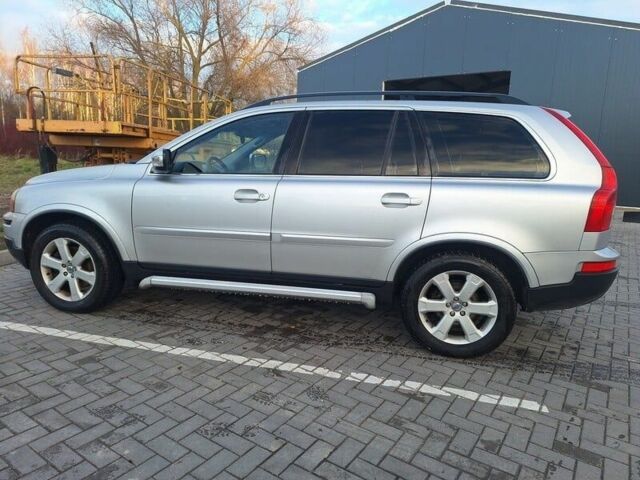 Белый Вольво ХС90, объемом двигателя 0 л и пробегом 351 тыс. км за 4000 $, фото 2 на Automoto.ua