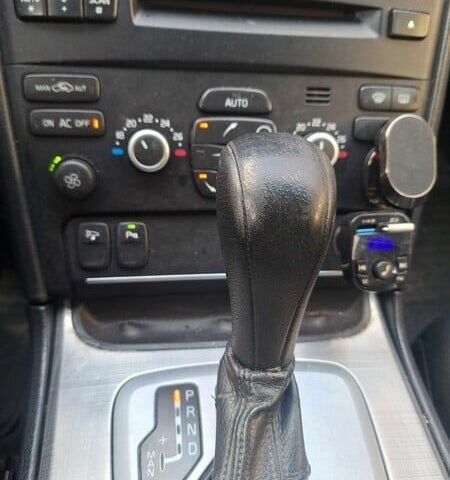 Белый Вольво ХС90, объемом двигателя 0 л и пробегом 351 тыс. км за 4000 $, фото 12 на Automoto.ua