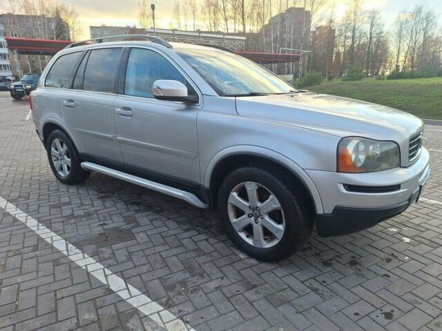 Белый Вольво ХС90, объемом двигателя 0 л и пробегом 351 тыс. км за 4000 $, фото 1 на Automoto.ua