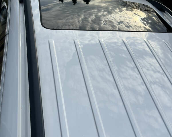 Белый Вольво ХС90, объемом двигателя 2.4 л и пробегом 375 тыс. км за 12500 $, фото 26 на Automoto.ua