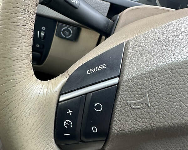 Белый Вольво ХС90, объемом двигателя 3.2 л и пробегом 157 тыс. км за 14999 $, фото 42 на Automoto.ua