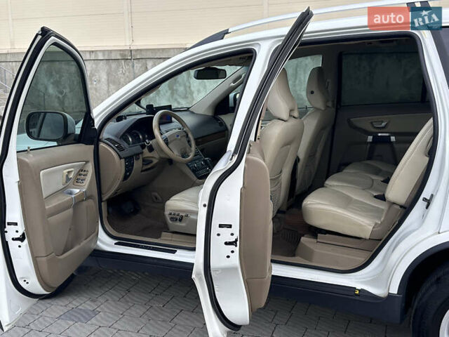 Белый Вольво ХС90, объемом двигателя 3.2 л и пробегом 157 тыс. км за 14999 $, фото 35 на Automoto.ua