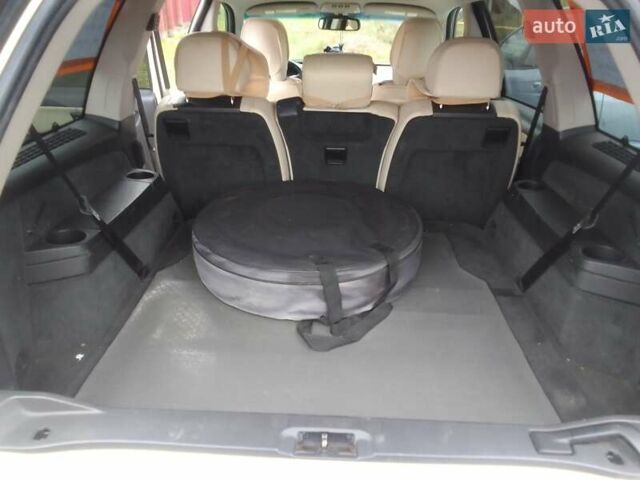 Белый Вольво ХС90, объемом двигателя 3.19 л и пробегом 267 тыс. км за 14512 $, фото 2 на Automoto.ua