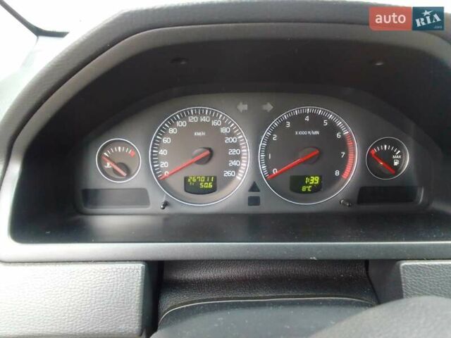 Белый Вольво ХС90, объемом двигателя 3.19 л и пробегом 267 тыс. км за 14512 $, фото 6 на Automoto.ua