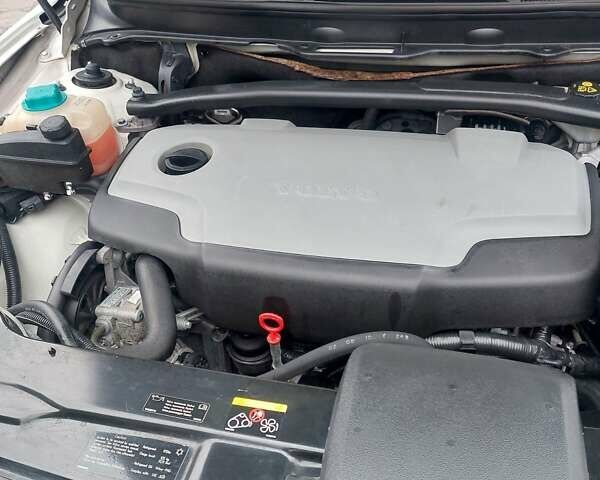 Білий Вольво ХС90, об'ємом двигуна 2.4 л та пробігом 239 тис. км за 16800 $, фото 34 на Automoto.ua