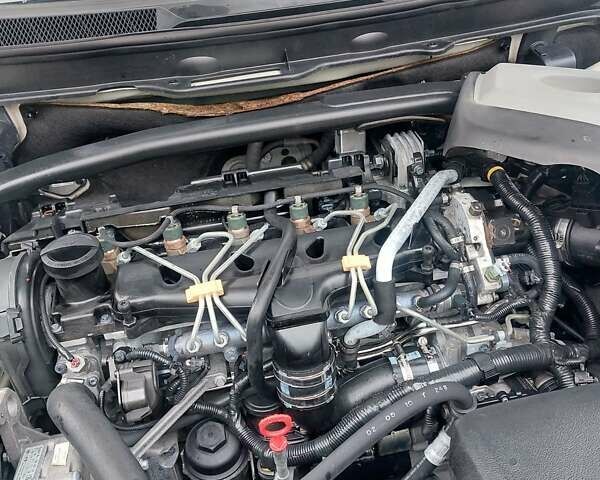 Білий Вольво ХС90, об'ємом двигуна 2.4 л та пробігом 239 тис. км за 16800 $, фото 33 на Automoto.ua