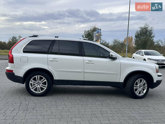 Белый Вольво ХС90, объемом двигателя 3.2 л и пробегом 157 тыс. км за 14999 $, фото 3 на Automoto.ua