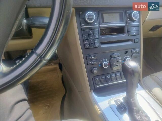 Белый Вольво ХС90, объемом двигателя 3.2 л и пробегом 195 тыс. км за 14399 $, фото 23 на Automoto.ua