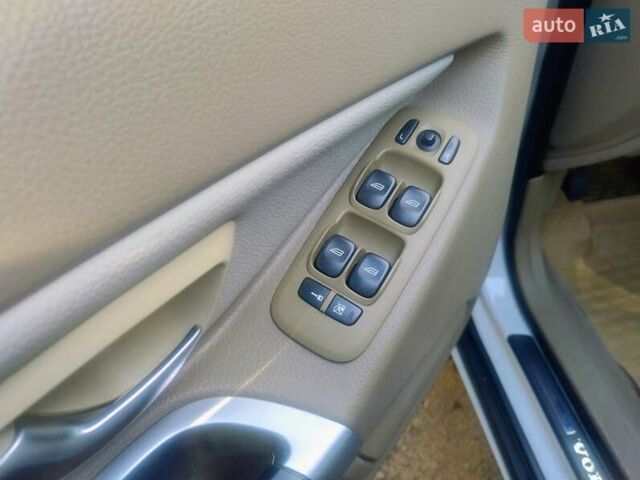 Белый Вольво ХС90, объемом двигателя 3.2 л и пробегом 195 тыс. км за 14399 $, фото 29 на Automoto.ua