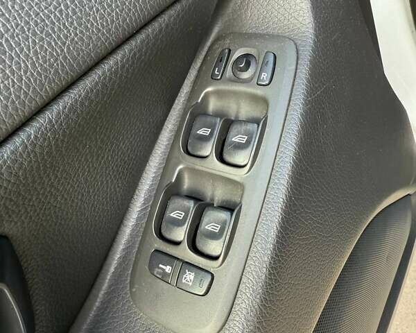 Белый Вольво ХС90, объемом двигателя 3.19 л и пробегом 190 тыс. км за 13990 $, фото 15 на Automoto.ua