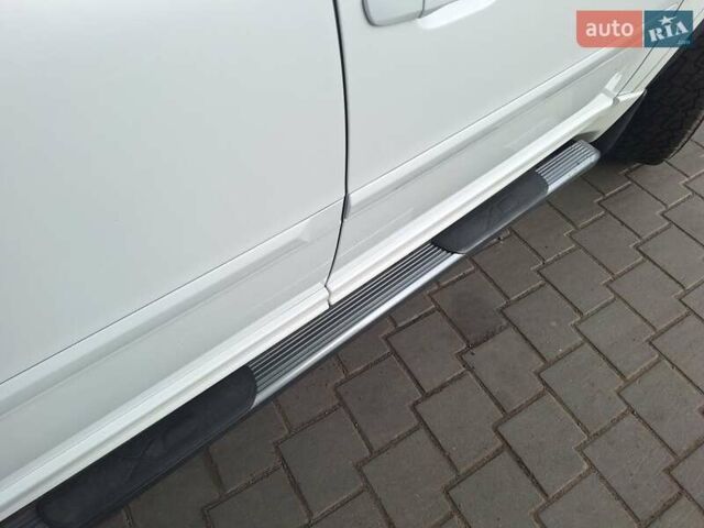 Белый Вольво ХС90, объемом двигателя 2.4 л и пробегом 139 тыс. км за 18500 $, фото 19 на Automoto.ua