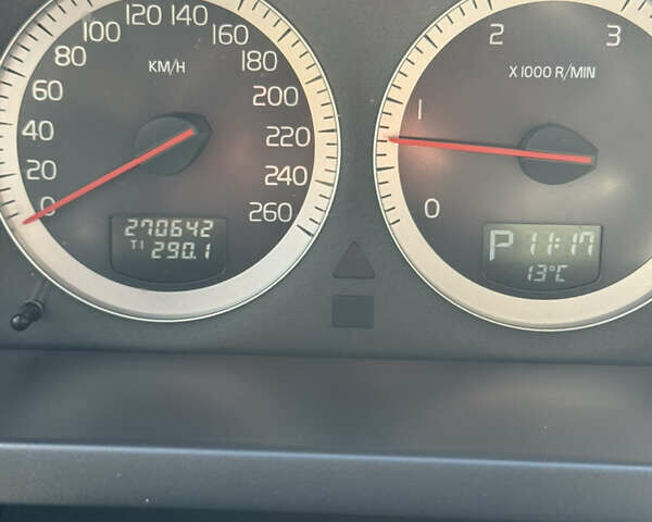 Білий Вольво ХС90, об'ємом двигуна 2.4 л та пробігом 271 тис. км за 15000 $, фото 11 на Automoto.ua