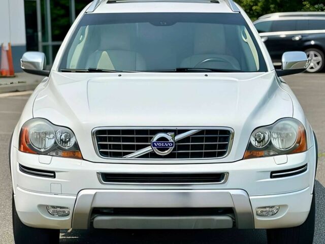 Белый Вольво ХС90, объемом двигателя 3.2 л и пробегом 81 тыс. км за 10000 $, фото 1 на Automoto.ua