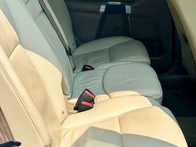 Белый Вольво ХС90, объемом двигателя 3.2 л и пробегом 81 тыс. км за 10000 $, фото 12 на Automoto.ua