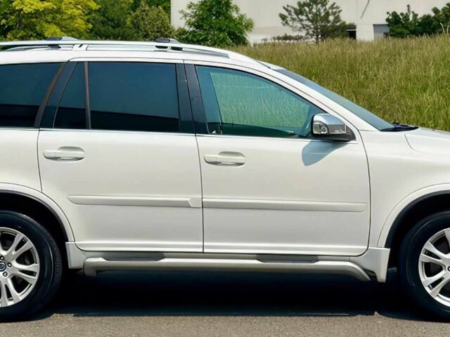 Белый Вольво ХС90, объемом двигателя 3.2 л и пробегом 81 тыс. км за 10000 $, фото 7 на Automoto.ua