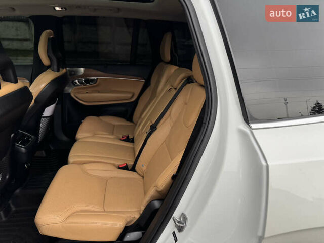 Білий Вольво ХС90, об'ємом двигуна 1.97 л та пробігом 210 тис. км за 26850 $, фото 20 на Automoto.ua
