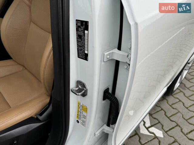 Білий Вольво ХС90, об'ємом двигуна 1.97 л та пробігом 210 тис. км за 26850 $, фото 21 на Automoto.ua