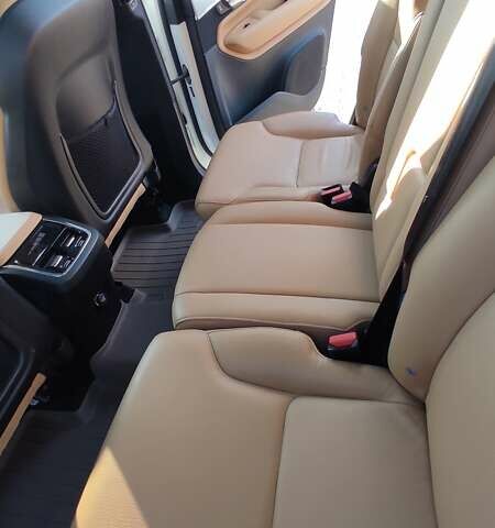 Вольво ХС90 2015 в Житомире на Automoto.ua Белый Вольво ХС90, объемом двигателя 2 л и пробегом 188 тыс. км за 26500 $, фото 28 на Automoto.ua