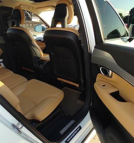 Вольво ХС90 2015 в Житомире на Automoto.ua Белый Вольво ХС90, объемом двигателя 2 л и пробегом 188 тыс. км за 26500 $, фото 45 на Automoto.ua