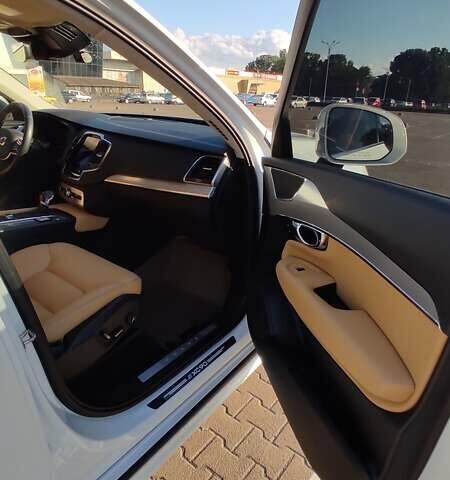 Вольво ХС90 2015 в Житомире на Automoto.ua Белый Вольво ХС90, объемом двигателя 2 л и пробегом 188 тыс. км за 26500 $, фото 23 на Automoto.ua