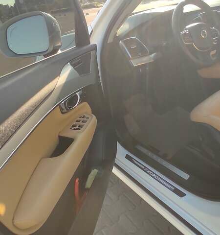 Вольво ХС90 2015 в Житомире на Automoto.ua Белый Вольво ХС90, объемом двигателя 2 л и пробегом 188 тыс. км за 26500 $, фото 33 на Automoto.ua