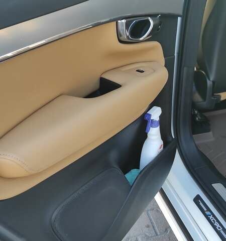 Вольво ХС90 2015 в Житомире на Automoto.ua Белый Вольво ХС90, объемом двигателя 2 л и пробегом 188 тыс. км за 26500 $, фото 26 на Automoto.ua