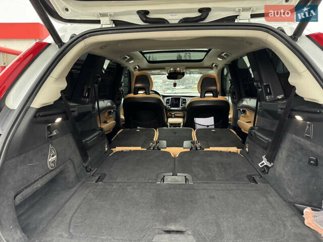 Білий Вольво ХС90, об'ємом двигуна 1.97 л та пробігом 210 тис. км за 26850 $, фото 18 на Automoto.ua