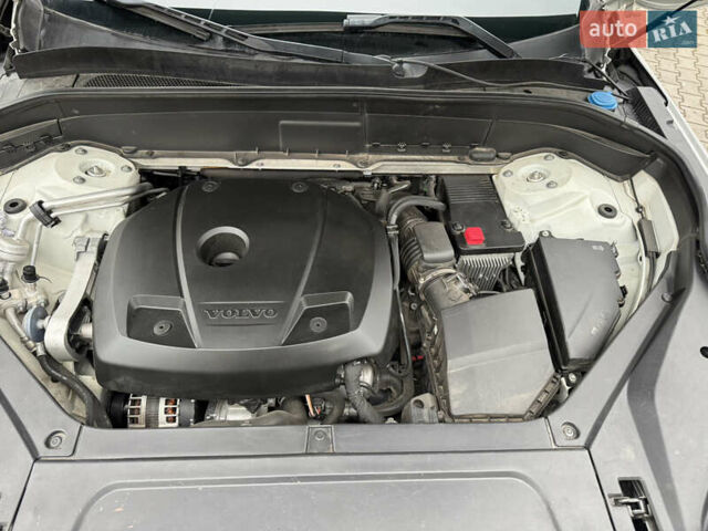 Білий Вольво ХС90, об'ємом двигуна 1.97 л та пробігом 210 тис. км за 26850 $, фото 37 на Automoto.ua