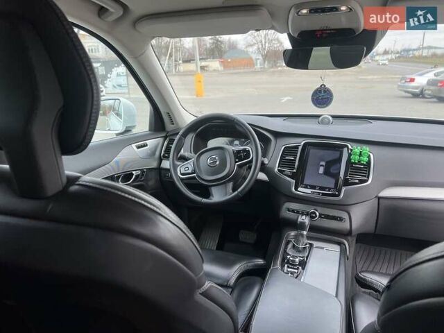 Белый Вольво ХС90, объемом двигателя 1.97 л и пробегом 300 тыс. км за 22900 $, фото 7 на Automoto.ua