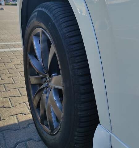 Вольво ХС90 2015 в Житомире на Automoto.ua Белый Вольво ХС90, объемом двигателя 2 л и пробегом 188 тыс. км за 26500 $, фото 20 на Automoto.ua