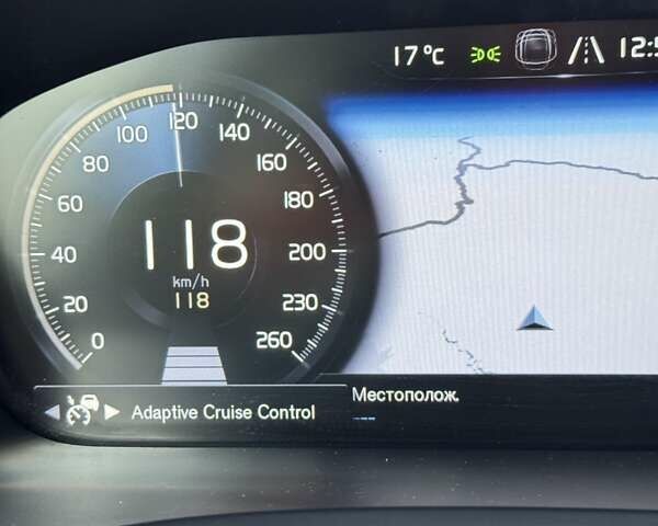 Белый Вольво ХС90, объемом двигателя 1.97 л и пробегом 199 тыс. км за 29500 $, фото 31 на Automoto.ua