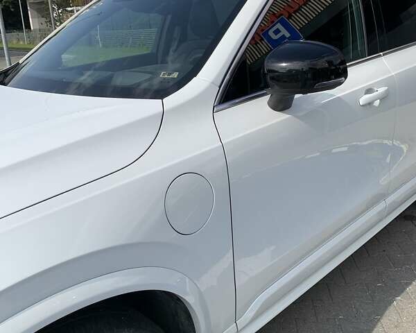 Белый Вольво ХС90, объемом двигателя 2 л и пробегом 90 тыс. км за 48000 $, фото 10 на Automoto.ua