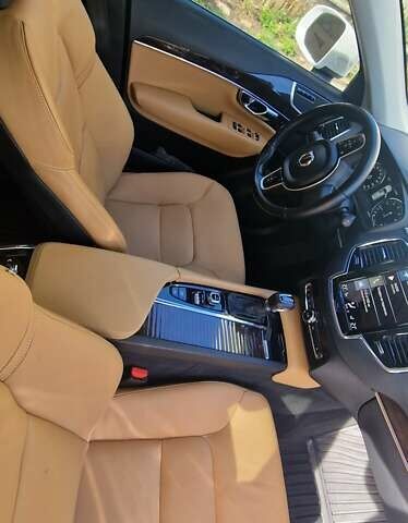 Білий Вольво ХС90, об'ємом двигуна 1.97 л та пробігом 151 тис. км за 27999 $, фото 13 на Automoto.ua